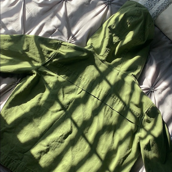 Green utility pullover - Picture 3 of 3